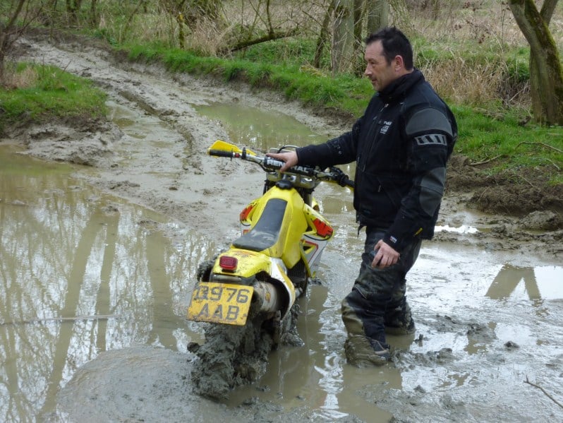 drz in mud 006_2011-03-31.jpg